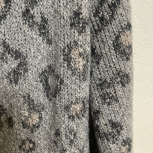 Kline Leopard Cheetah Hipster Hippie Artsy Boho Bohemian Winter Cardigan Sweater - Picture 7 of 9